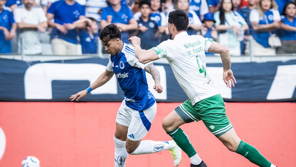 Cruzeiro goleia Juventude por 4 a 0 e se mantém líder do Brasileirão