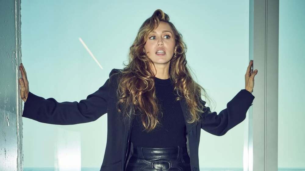 Filme de Miley Cyrus ganha exibição exclusiva nos cinemas brasileiros nesta sexta-feira (27)
