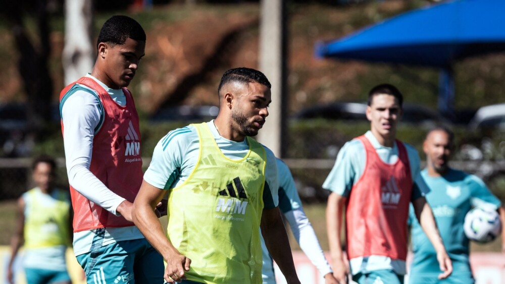 Titular do Cruzeiro ressalta qualidade do Fluminense e destaca foco no próprio time para o jogo