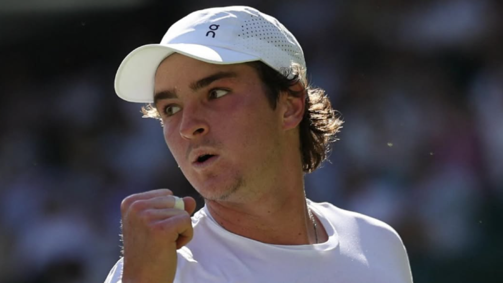 João Fonseca enfrenta Nicolas Jarry em Wimbledon: confira horário e onde assistir