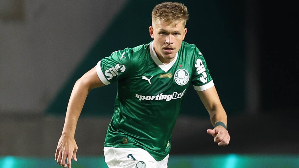 Por que Palmeiras não precisa pagar multa para usar Fuchs contra o Atlético