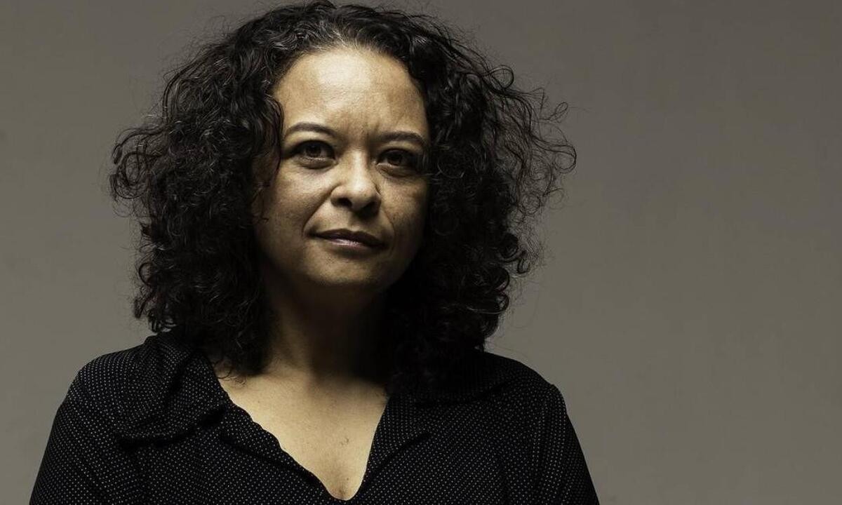 Mineira Ana Maria Gonçalves é a primeira mulher negra a integrar a Academia Brasileira de Letras