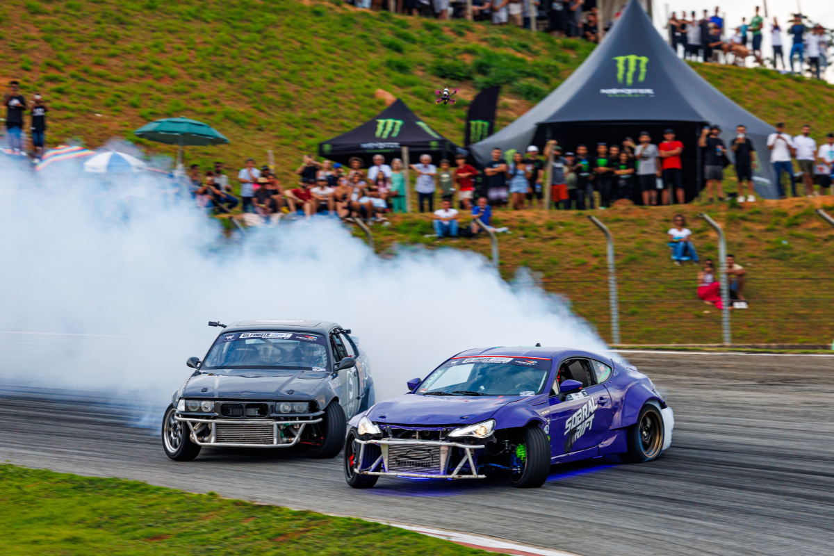 Murilo Sobral é campeão da categoria PRO no Ultimate Drift realizado no Mega Space