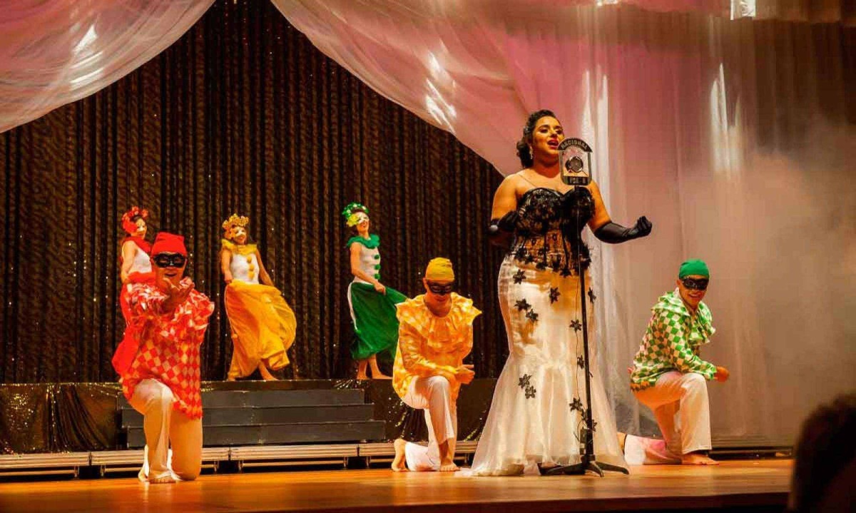 Musical "Nas ondas do rádio" retorna aos palcos em Belo Horizonte e Nova Lima