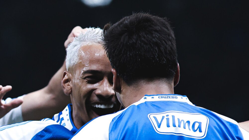 Matheus Pereira brilha e dá duas assistências em 100º jogo pelo Cruzeiro