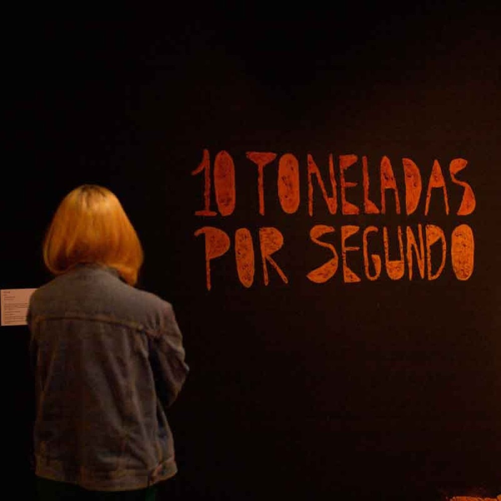 Mostra 'Paisagens mineradas' destaca tragédia de Brumadinho em exposição na Funarte MG
