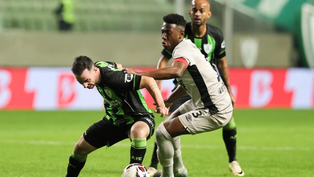 América busca empate com Athletico-PR, mas alerta para risco de rebaixamento na Série B