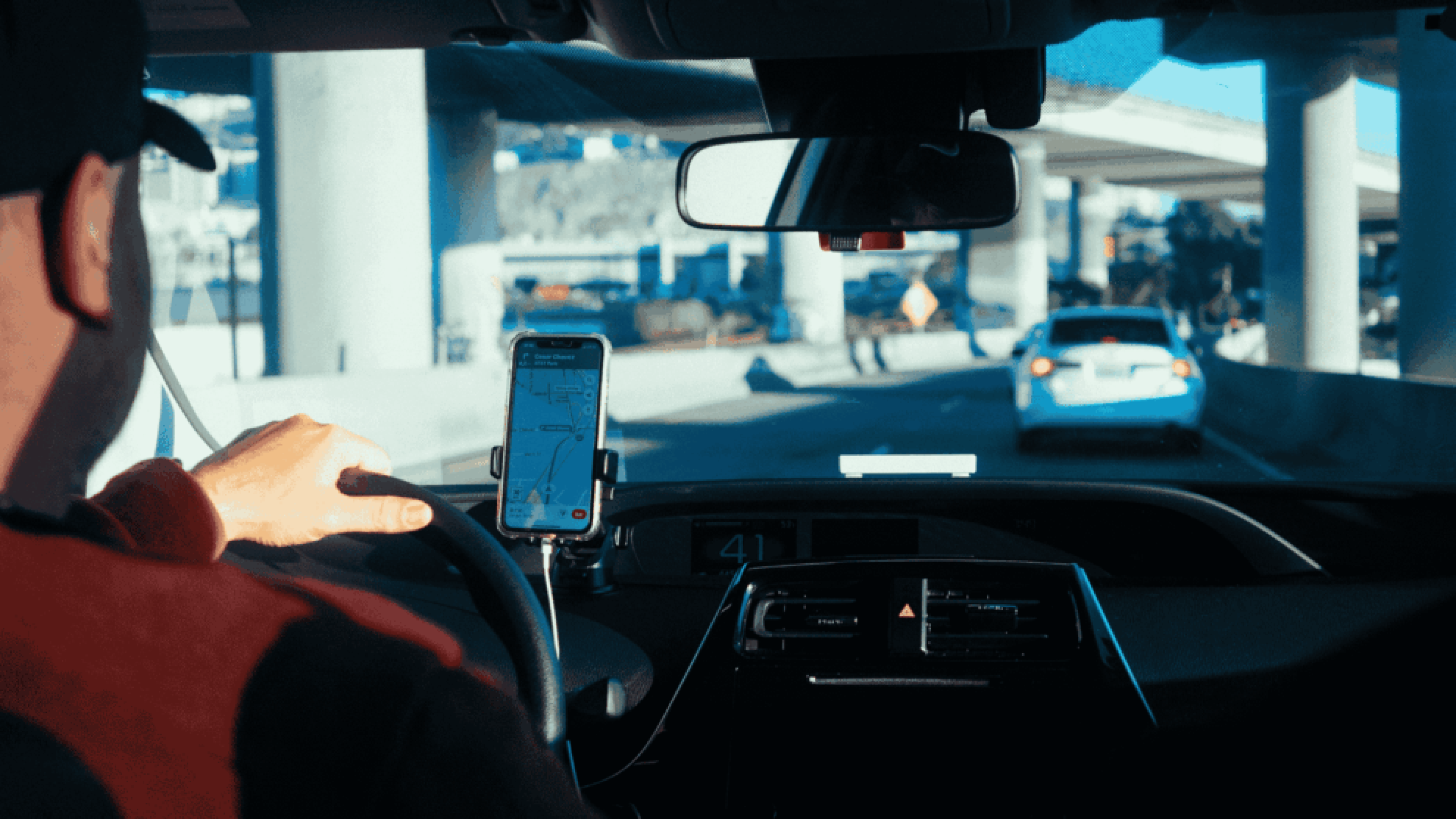 Número de motoristas de aplicativo aumenta 35% em dois anos, revela estudo
