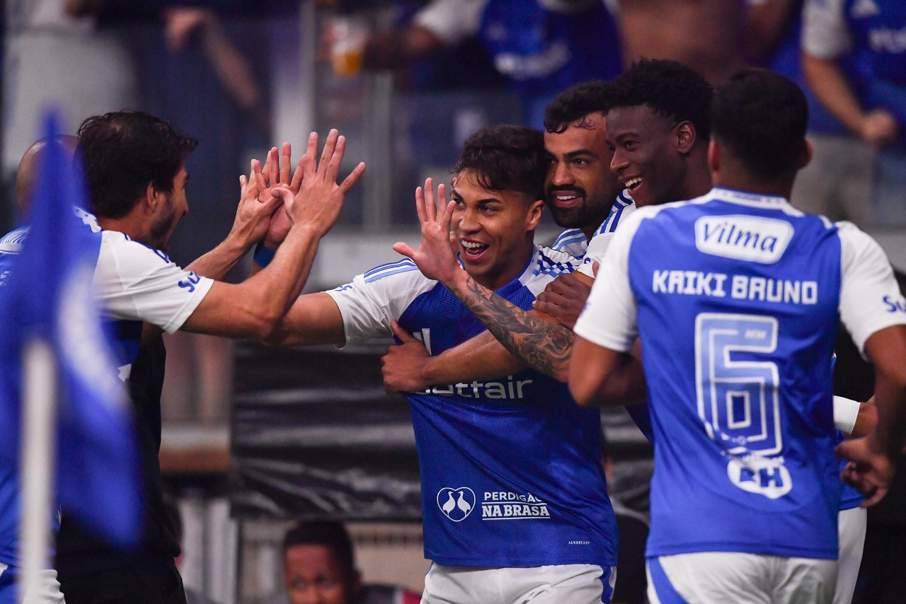 Fluminense x Cruzeiro: onde assistir, escalações e arbitragem