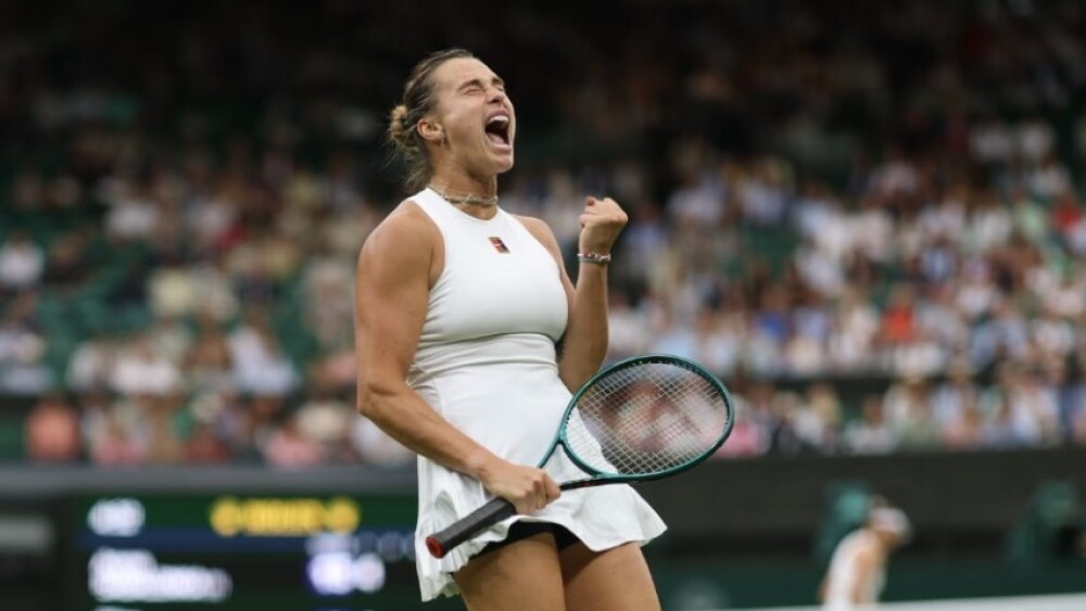Wimbledon: Sabalenka supera ex-parceira de duplas pela 10ª vez seguida e avança às quartas de final