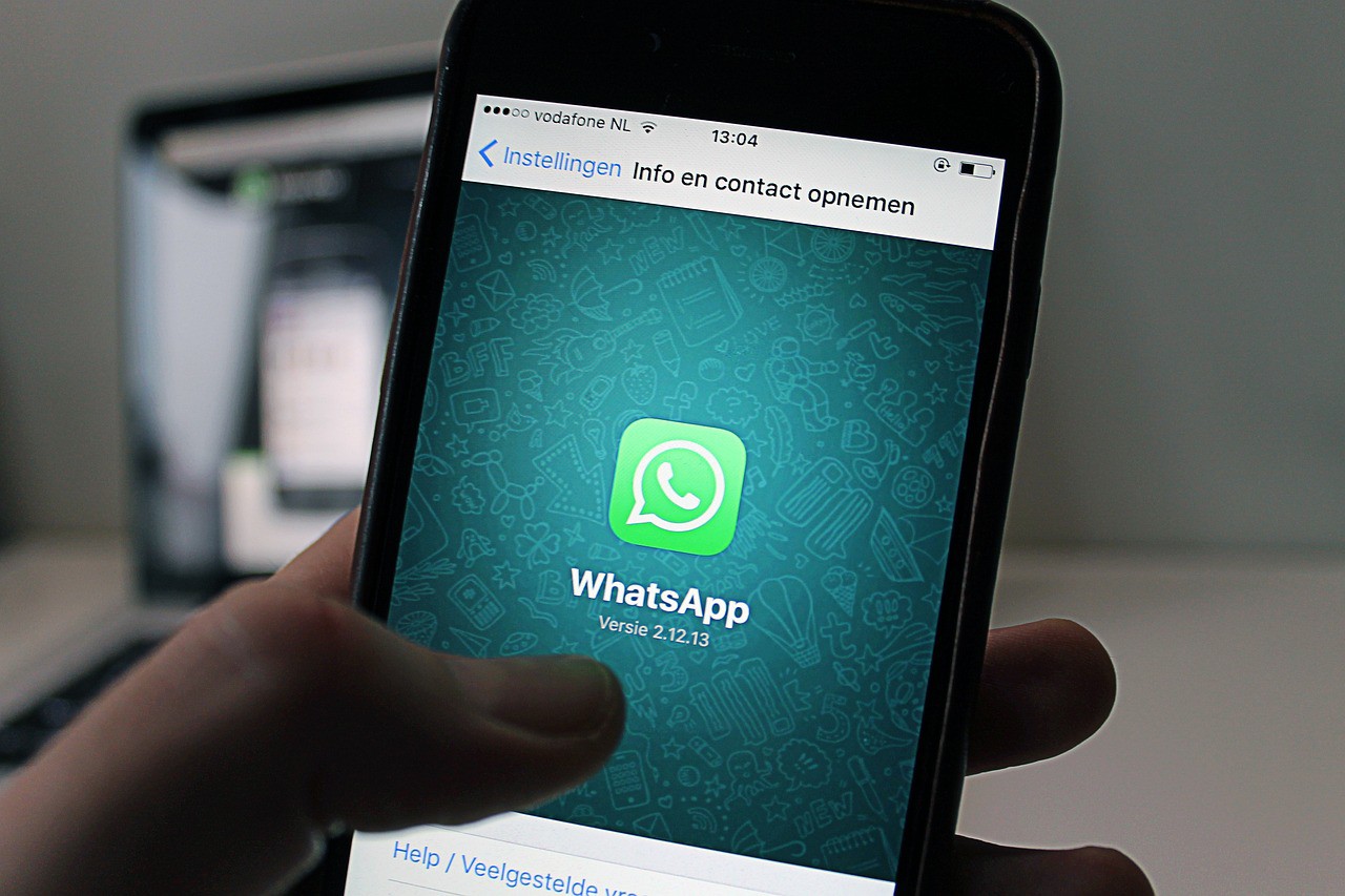Homem condenado por aplicar golpe do filho no WhatsApp ganha pena aumentada