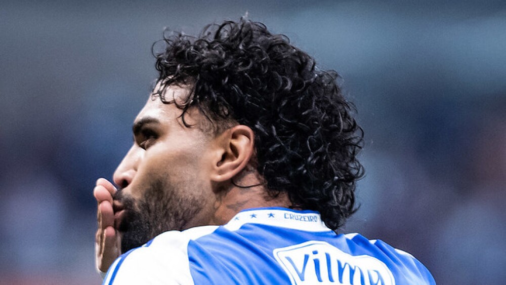 Gabriel Barbosa destaca foco e celebra apoio da torcida após vitória do Cruzeiro