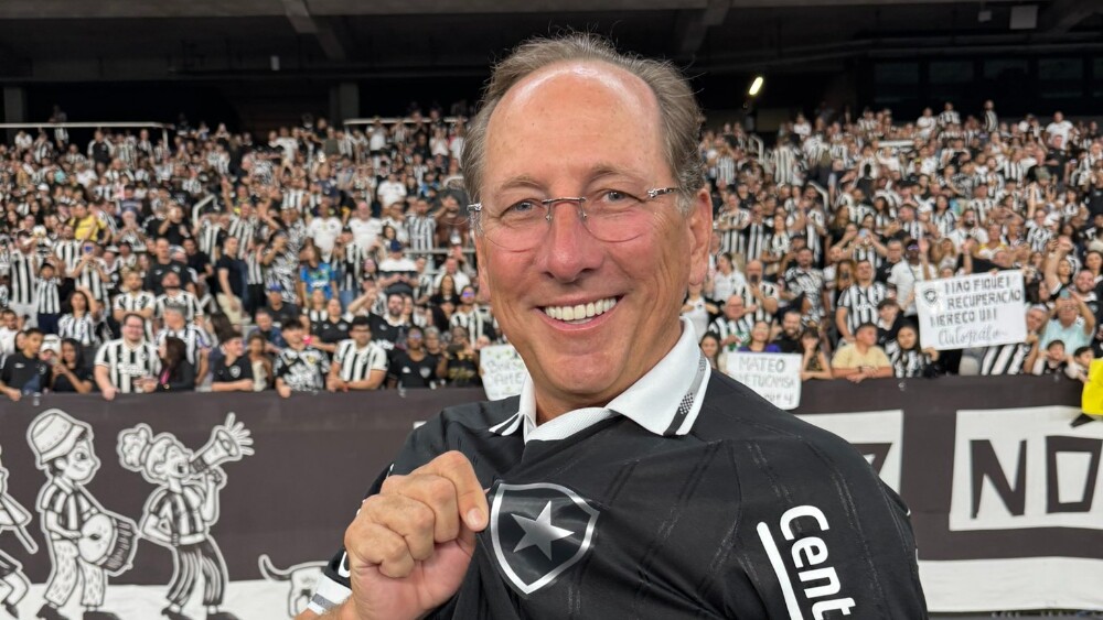 John Textor afirma: 'O Botafogo financiou o Lyon, não o contrário'