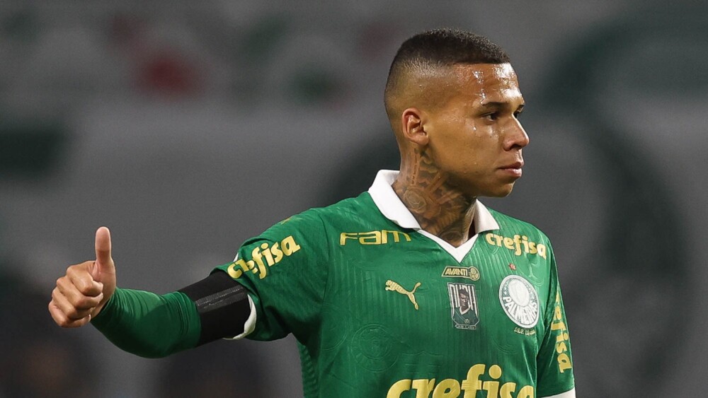 Clube europeu confirma contratação do lateral-direito Gustavo Garcia, ex-Palmeiras
