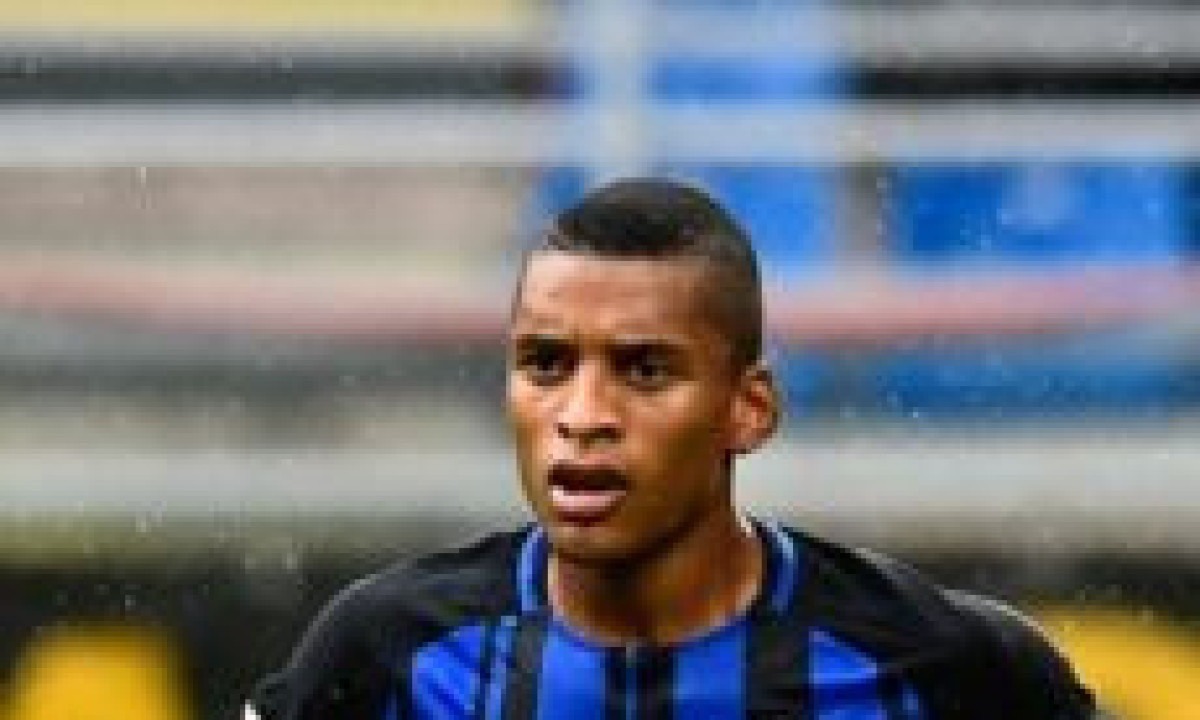 América mira lateral-esquerdo Dalbert, ex-Internazionale e companheiro de Balotelli