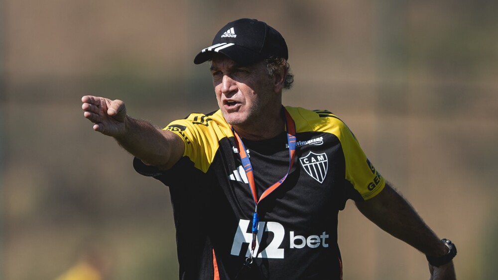 Atlético anuncia relacionados com novidades para confronto contra Flamengo