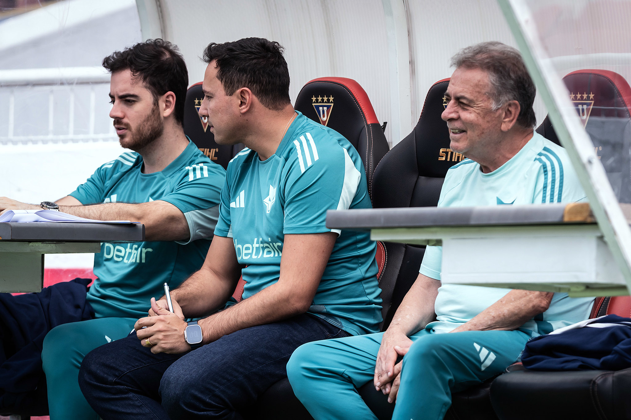 Cruzeiro ainda não contrata na janela de transferências e já planeja o elenco para 2026