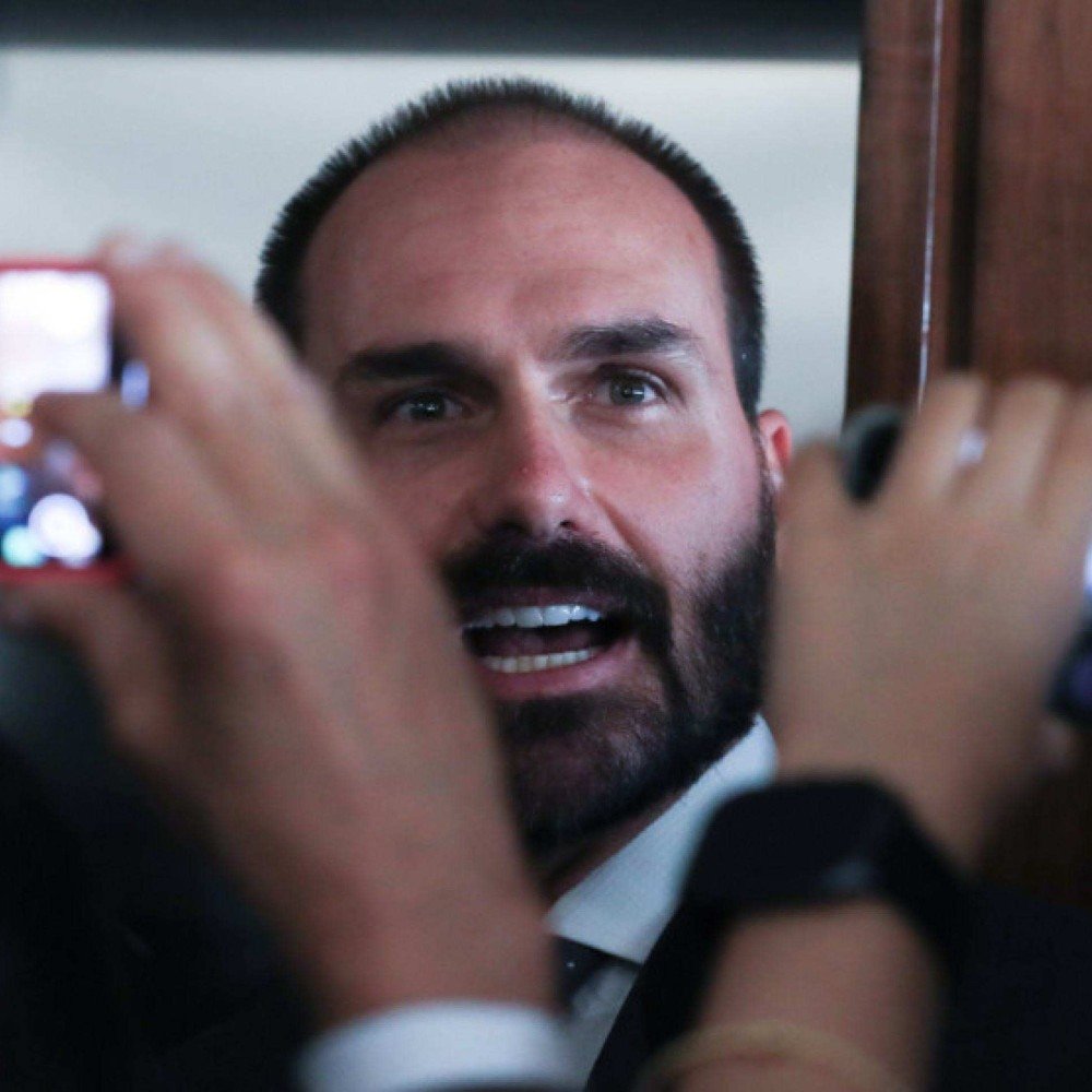 Comissão de Relações Exteriores inicia o ano com homenagem a Eduardo Bolsonaro e convocação de ministro