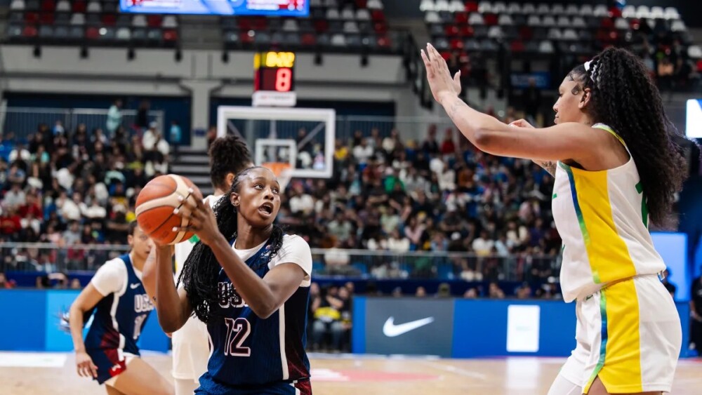 Brasil vacila, perde para os EUA na final da AmeriCup e 'adia vaga' no Mundial