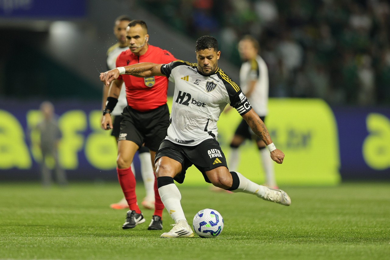 Hulk critica arbitragem após derrota do Atlético no Brasileirão