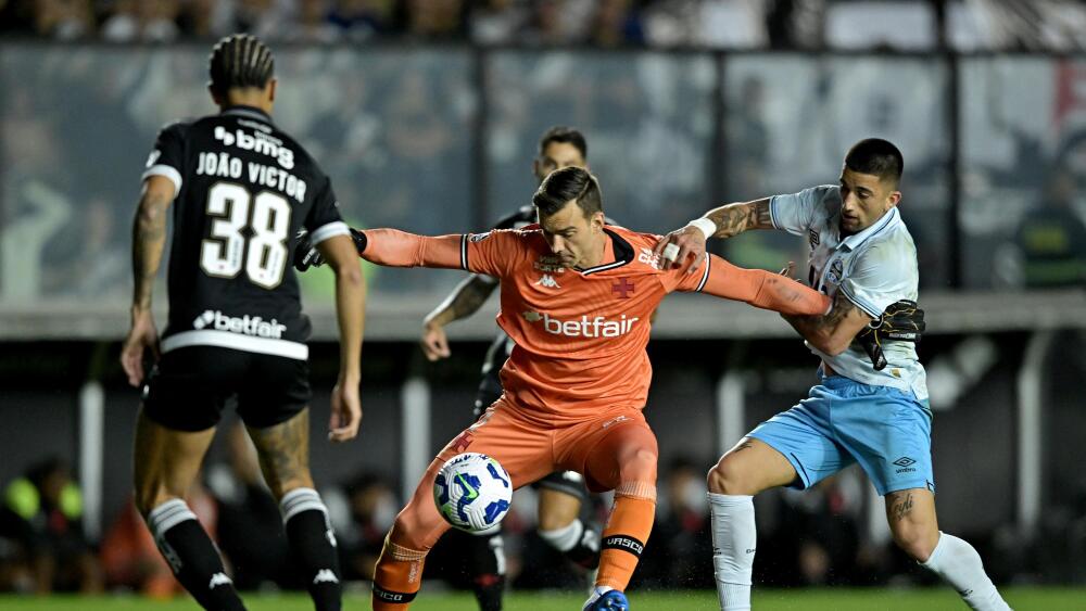Vasco e Grêmio empatam em duelo dos pressionados pelo Campeonato Brasileiro