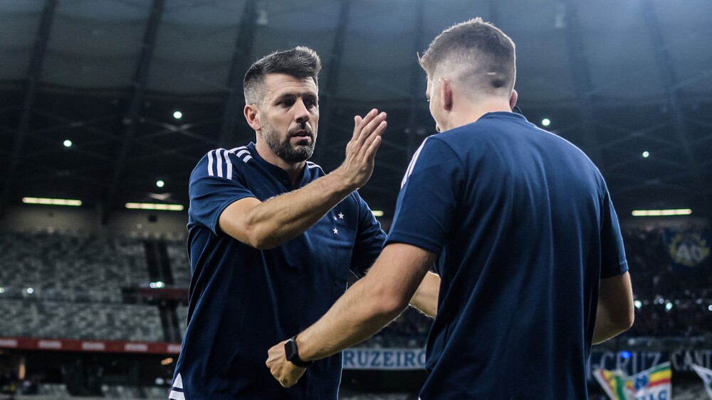 Técnico campeão pelo Cruzeiro detalha missão no clube e relembra saída