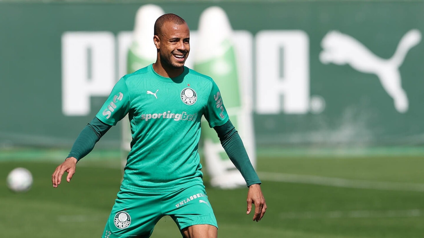 Palmeiras não renova com Mayke, e Santos confirma contratação do lateral-direito