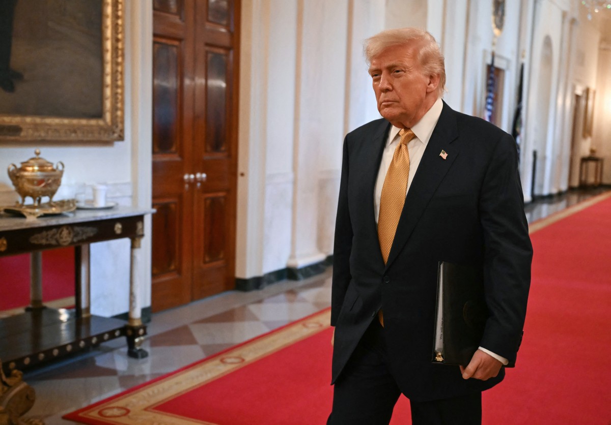Trump discute tarifas globais e relações comerciais com China e Brasil