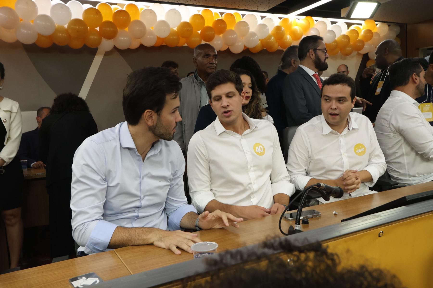 João Campos busca filiação de Tadeu Leite ao PSB