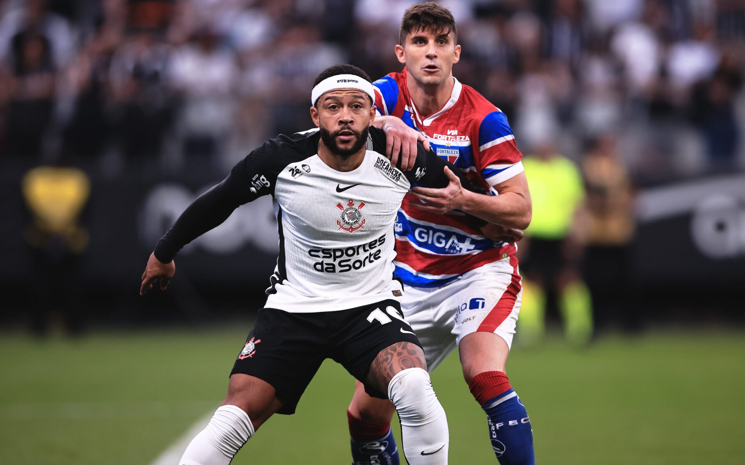 Fortaleza sai na frente, mas Corinthians empata nos acréscimos