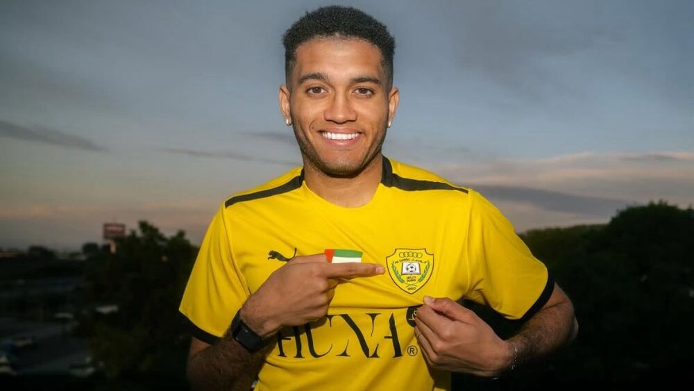 Al Wasl, time de Luís Castro nos Emirados Árabes, contrata zagueiro do Palmeiras