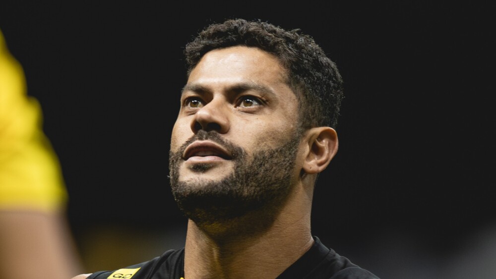 Gigante europeu resgata foto com Hulk, do Atlético, para anunciar reforço