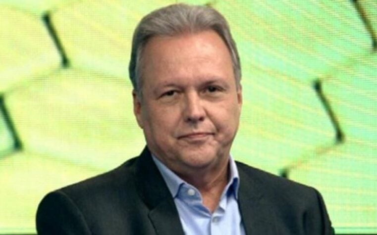 Crítica de Renato Maurício Prado sobre a negociação do Flamengo