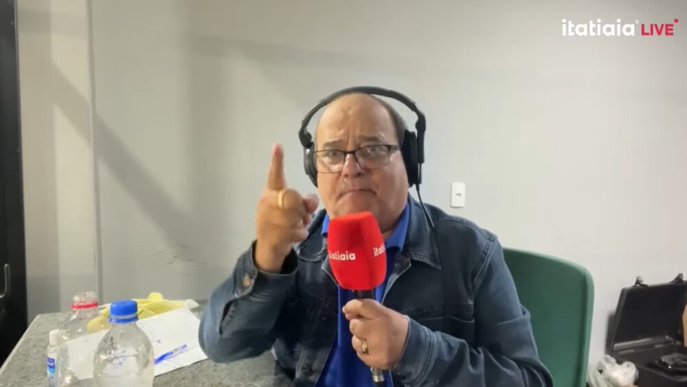 Pequetito destaca bom primeiro tempo do Cruzeiro e projeta confronto contra o Grêmio