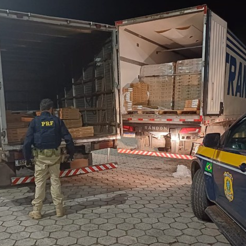 Polícia Rodoviária Federal frustra tentativa de furto de carga de laticínios na BR-381