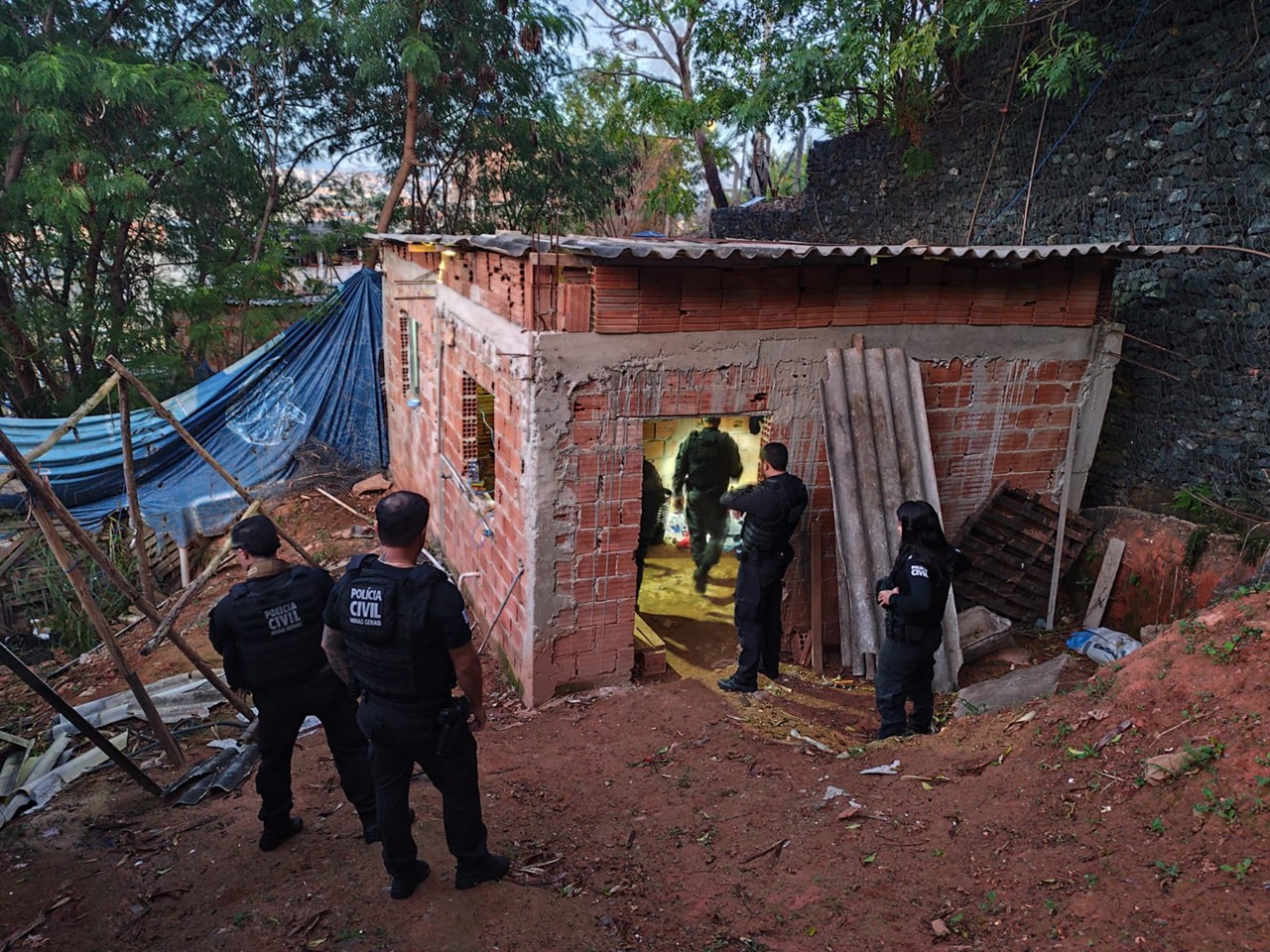 Operação da PCMG mira membros do Comando Vermelho em Belo Horizonte