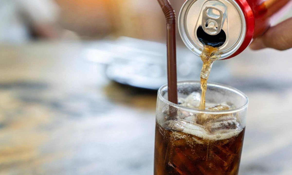 Como Trump quer mudar a receita da Coca-Cola nos EUA