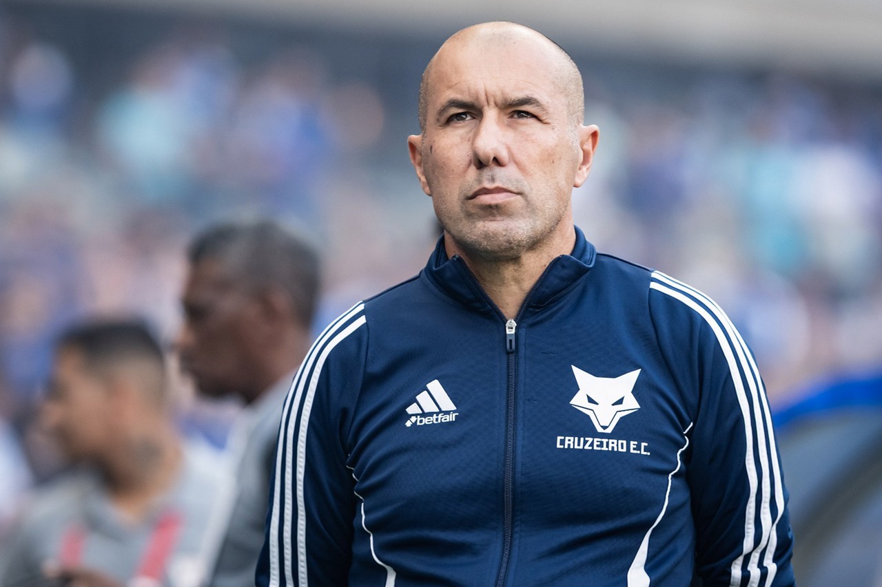Leo Jardim destaca reservas do Cruzeiro e elogia torcida após goleada