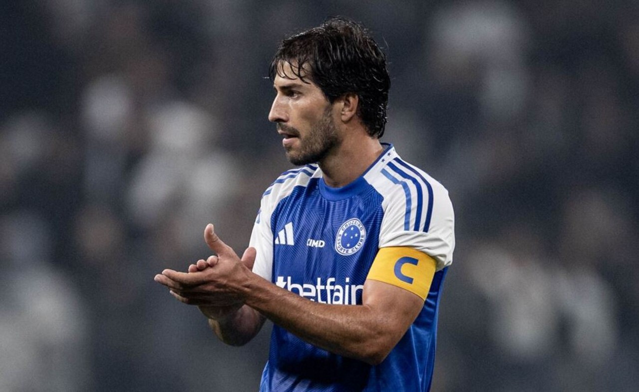De preocupação a titular: como o Cruzeiro decidiu pela participação de Lucas Silva