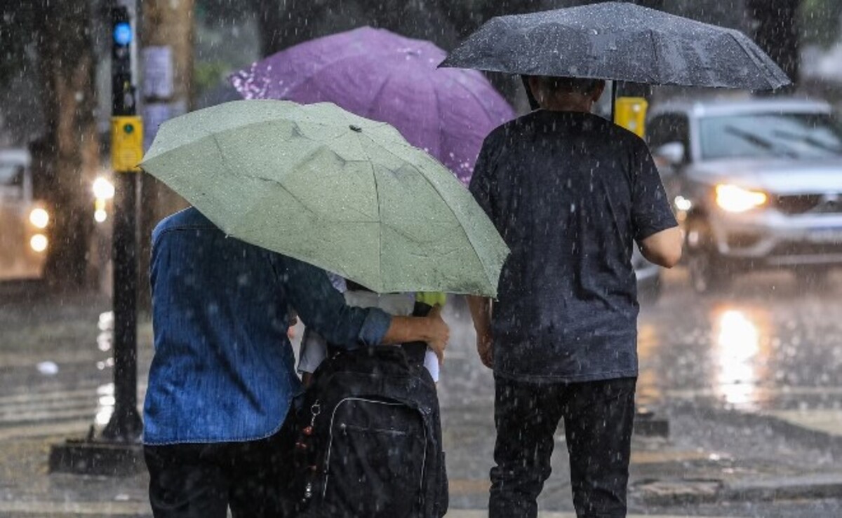 Alerta para chuvas intensas em Belo Horizonte e mais 700 cidades mineiras