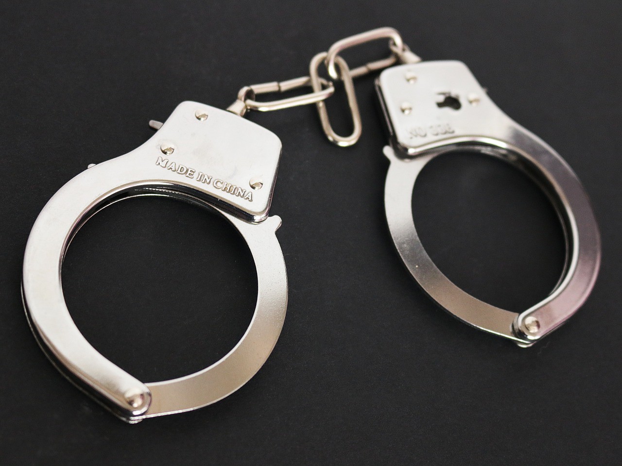 Homem detido sob suspeita de abusar da afilhada de 3 anos em Minas Gerais