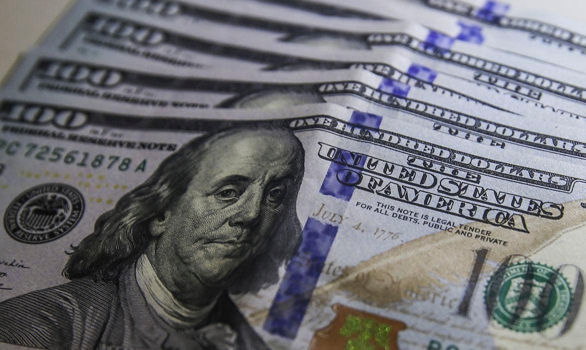Dólar chega a R$ 5,41, menor valor desde agosto de 2024