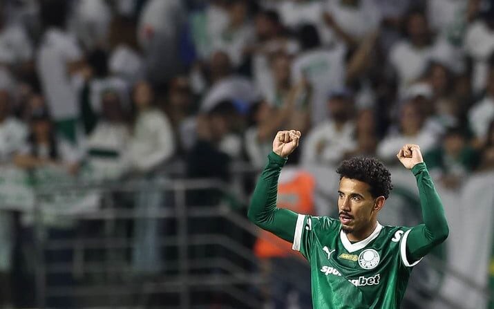 Lucas Evangelista terá nova oportunidade para se firmar como substituto no Palmeiras