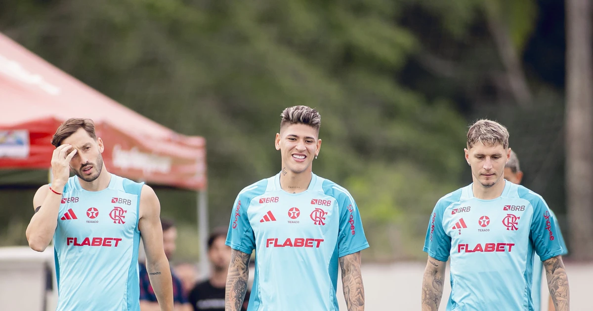 Carrascal revela conselhos até de rivais durante negociação com o Flamengo