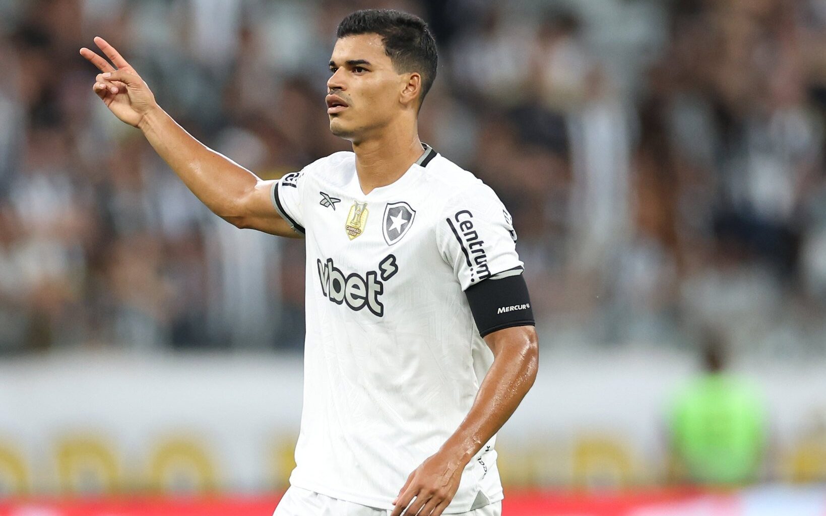 Danilo Barbosa, volante do Botafogo, está no radar do Atlético