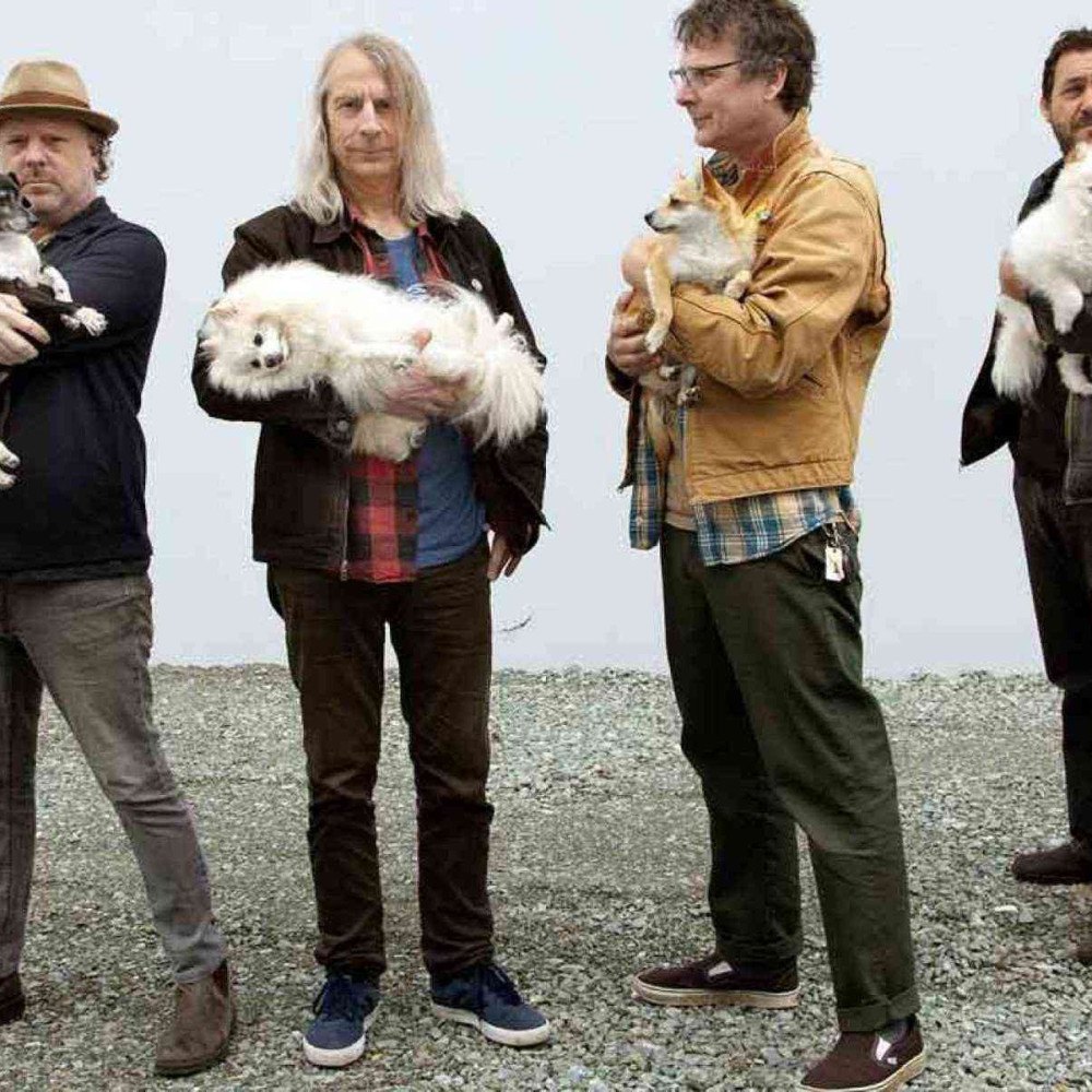 Banda Mudhoney apresenta seu estilo grunge em show em Belo Horizonte