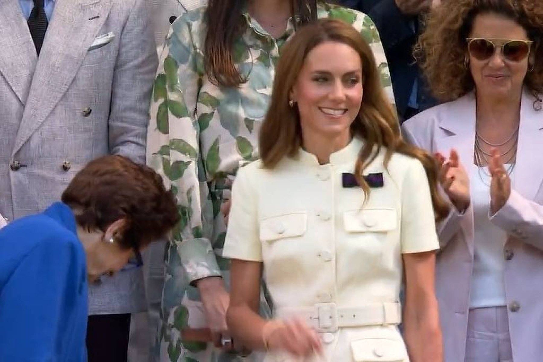 Kate Middleton é aplaudida de pé durante jogo de tênis em Wimbledon