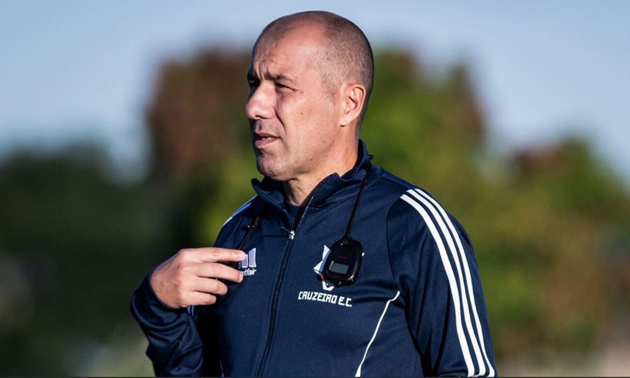 Leonardo Jardim destaca desafio do Cruzeiro para atrair jogadores pelo projeto e não só pelo dinheiro