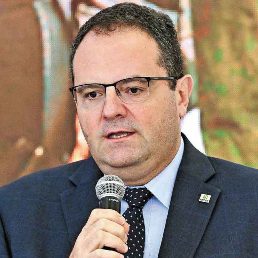 BNDES negocia mudança para avaliar estatais mineiras
