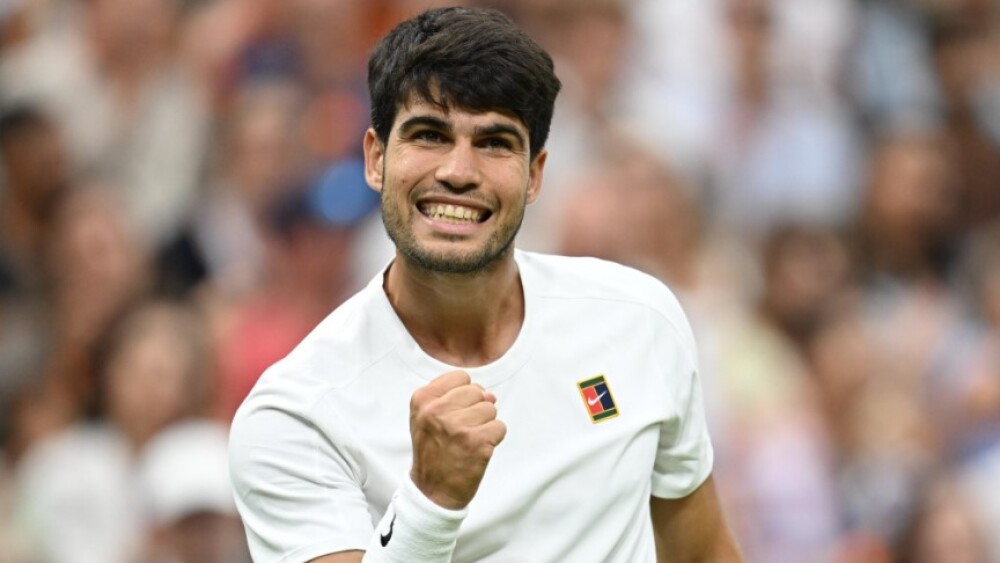 Alcaraz vira contra Rublev, alcança 22 vitórias seguidas e avança às quartas em Wimbledon
